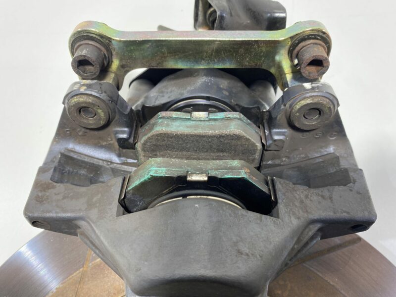 R32 GTR Rear Calipers with 330mm Slotted Rotors - Image 5