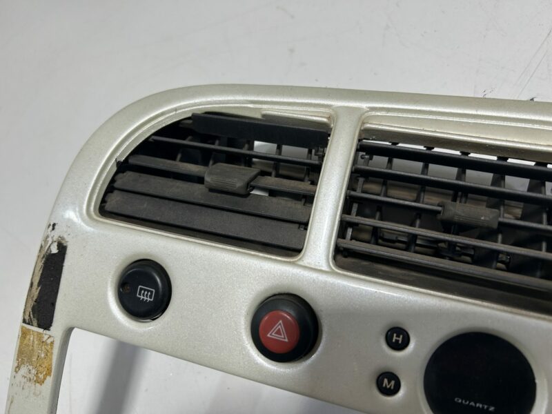 R33 Stereo and Cluster Surround Trim - Image 4