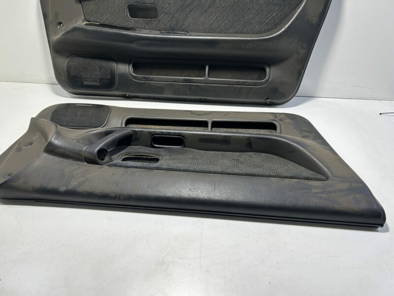 R32 GTST Door Trims Pair - Image 4