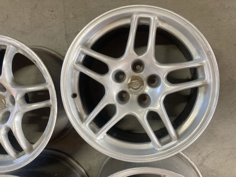 Genuine R33 GTR Factory Wheels 17x9 - Image 4