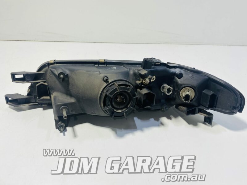 R33 Series 2 Sedan Headlights Pair - Image 4