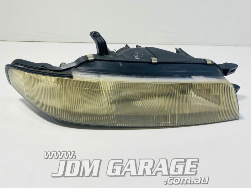 R33 Series 2 Sedan Headlights Pair - Image 3