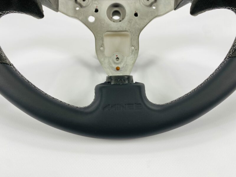Mines Steering Wheel with Genuine Air Bag R34 GTR - Image 3