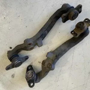 R32 GTR Front Lower Control Arms