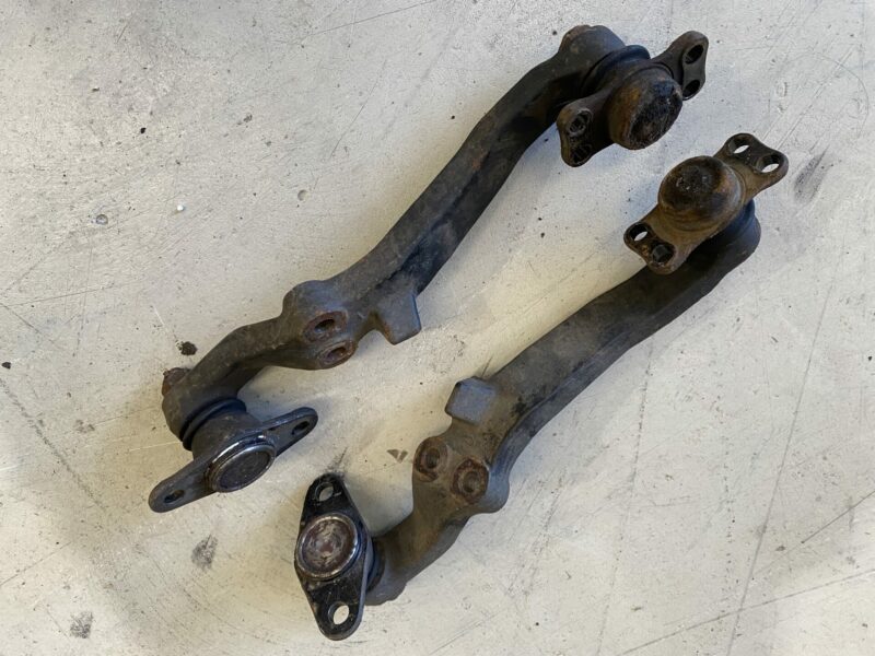 R32 GTR Front Lower Control Arms