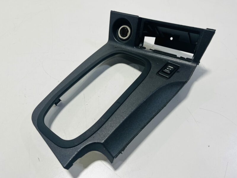 R34 Auto Shifter Surround