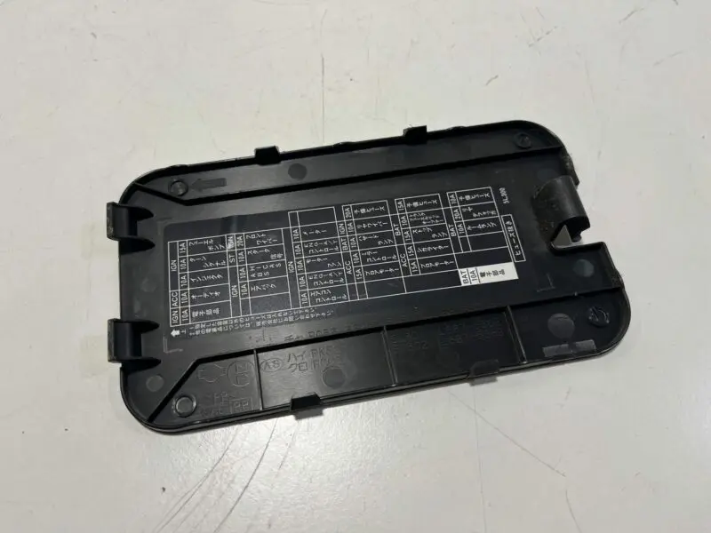 R34 GTT Interior Fuse Box Cover - Image 2