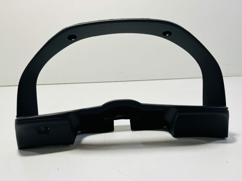 R34 Cluster Surround - Image 2