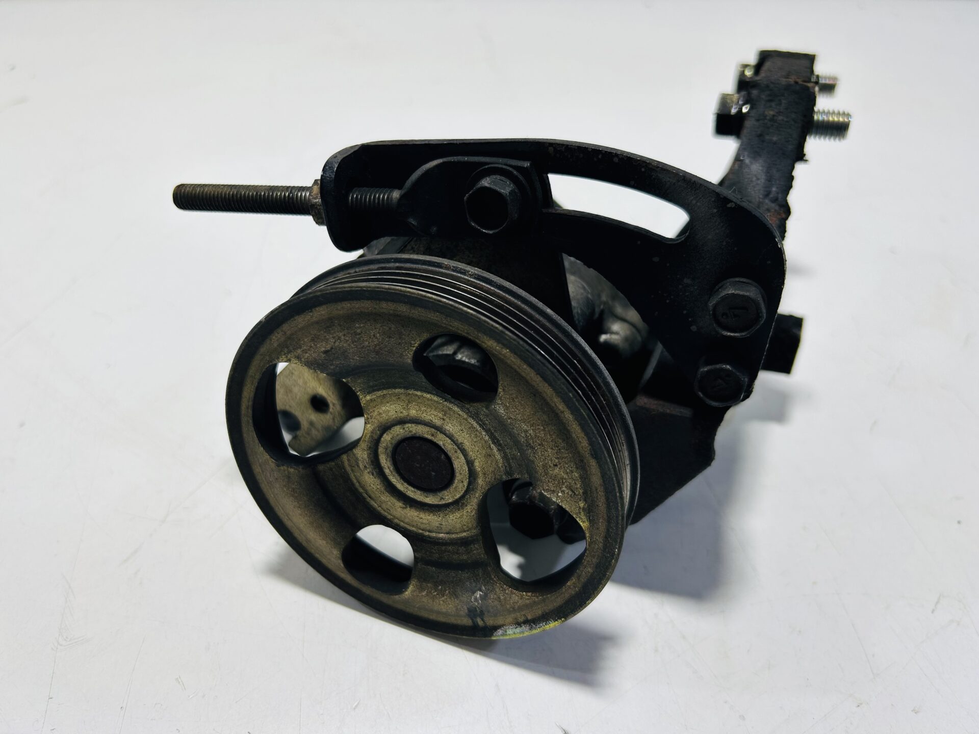 RB25 NEO Power Steering Pump with Bracket JDM Garage Australia