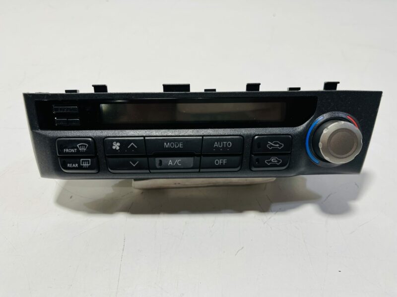 R34 Climate Air Con Control Unit