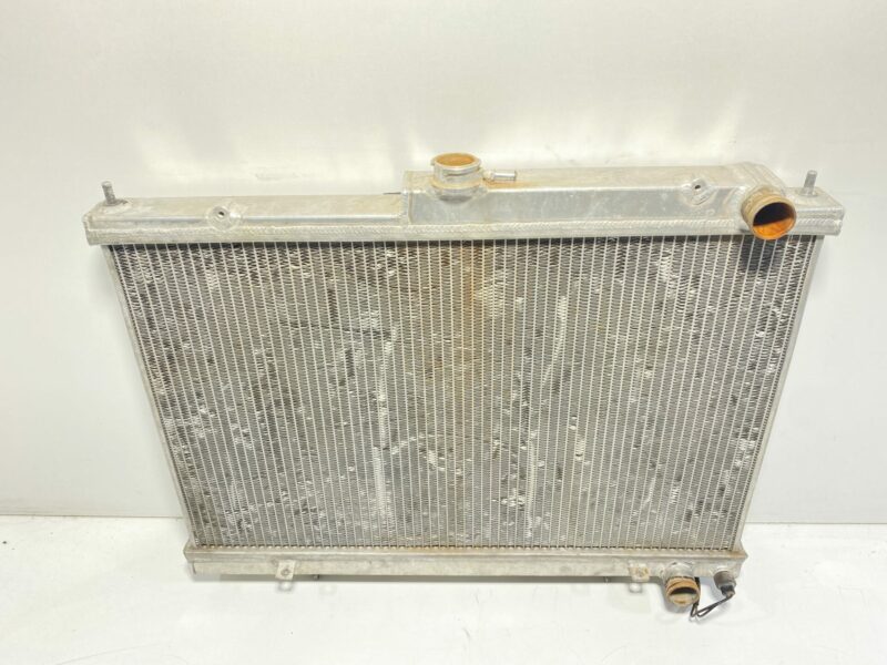 Alloy Radiator R33 R34 - Image 3