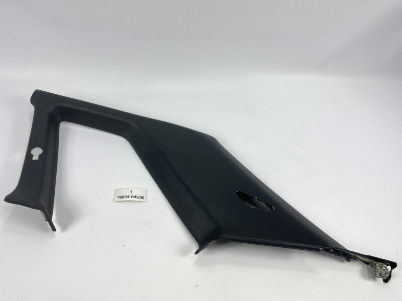 R32 Drivers Side C-Pillar Rear Trim