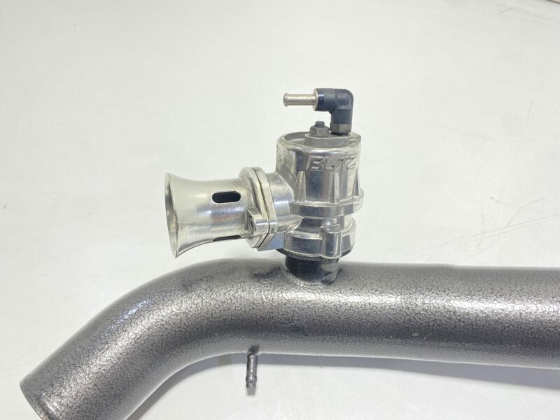 Blitz Blow Off Valve with Piping R33 GTST