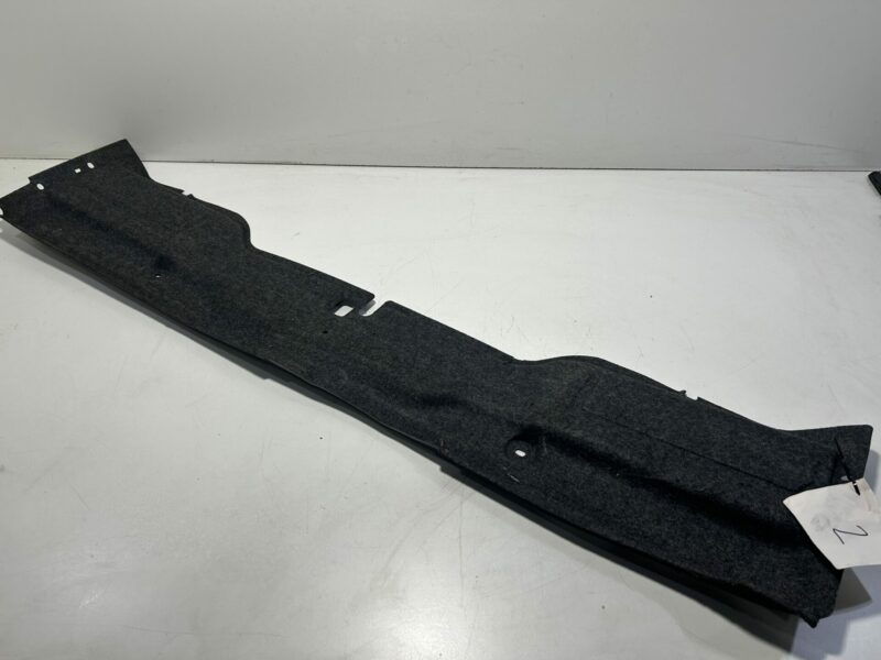 R32 Coupe Boot Trim Beaver