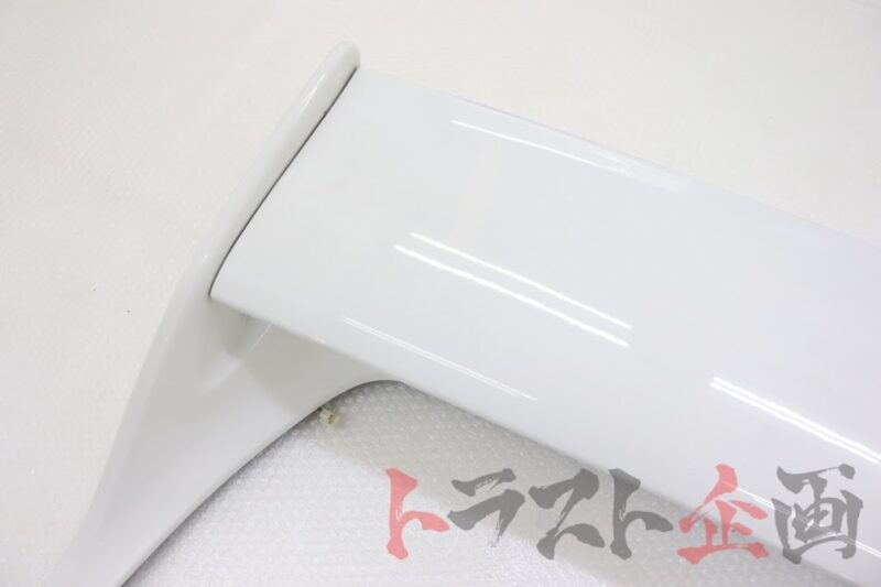 Genuine R33 GTR Spoiler Wing - Image 3