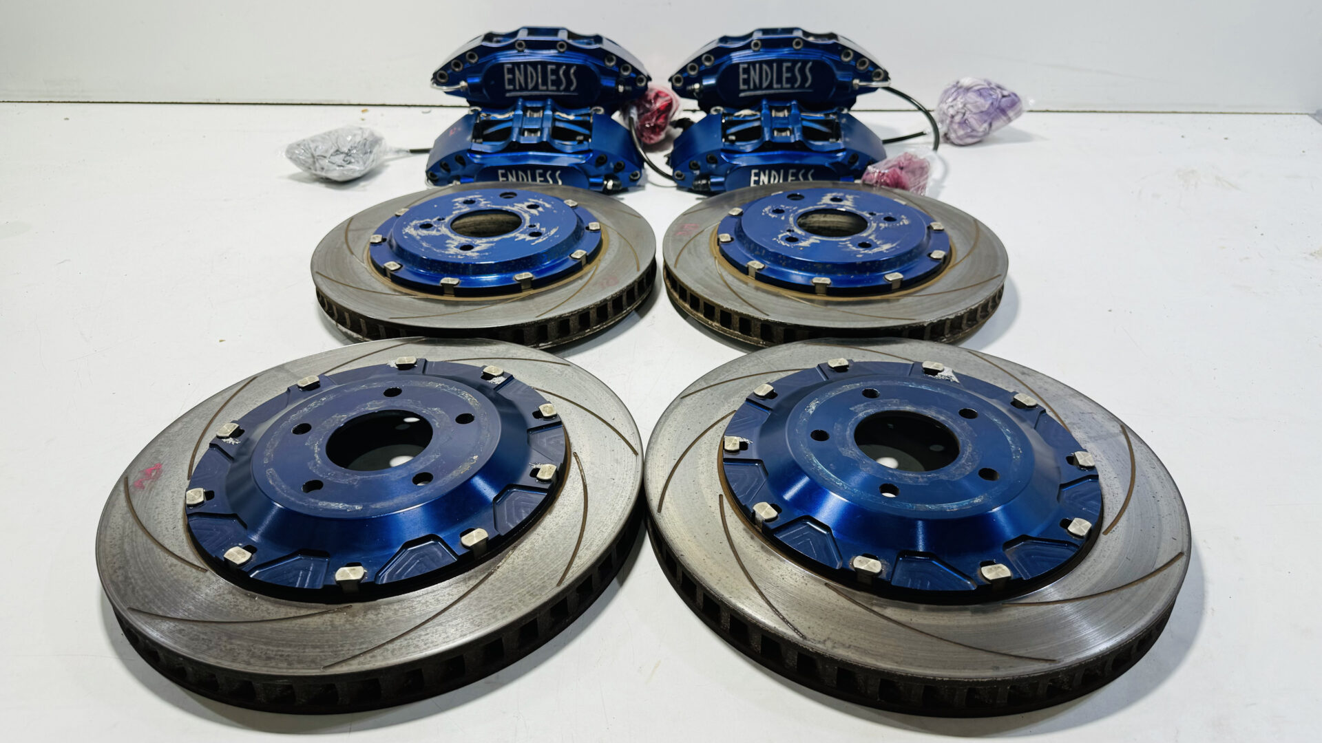 Endless Brake Kit 6 and 4 Pot R32 R33 GTR