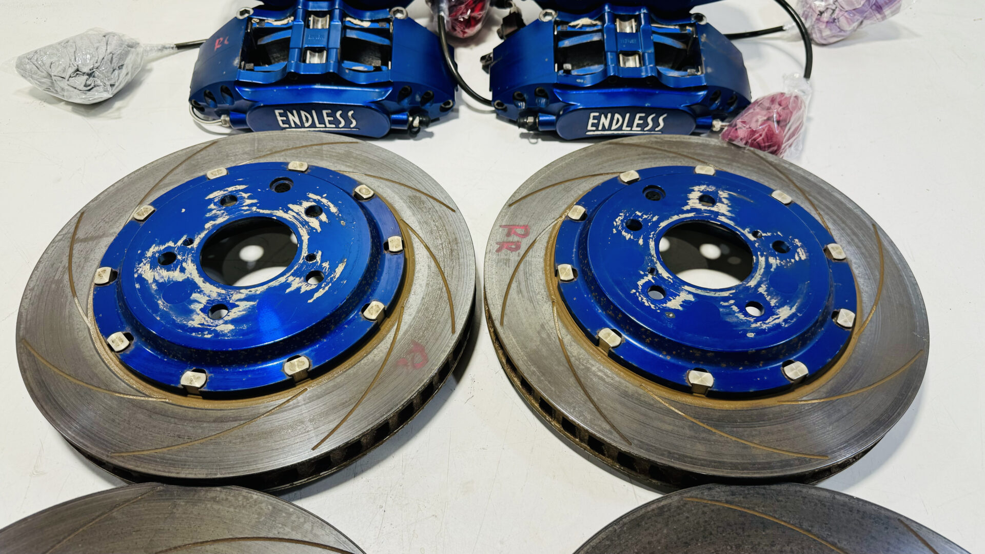 Endless Brake Kit 6 and 4 Pot R32 R33 GTR - Image 2