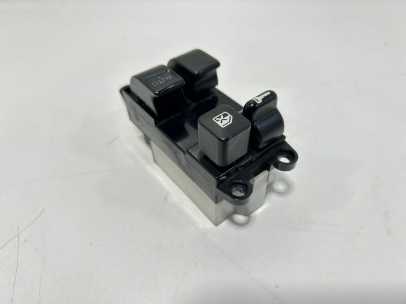 R33 Drivers Window Switch Coupe