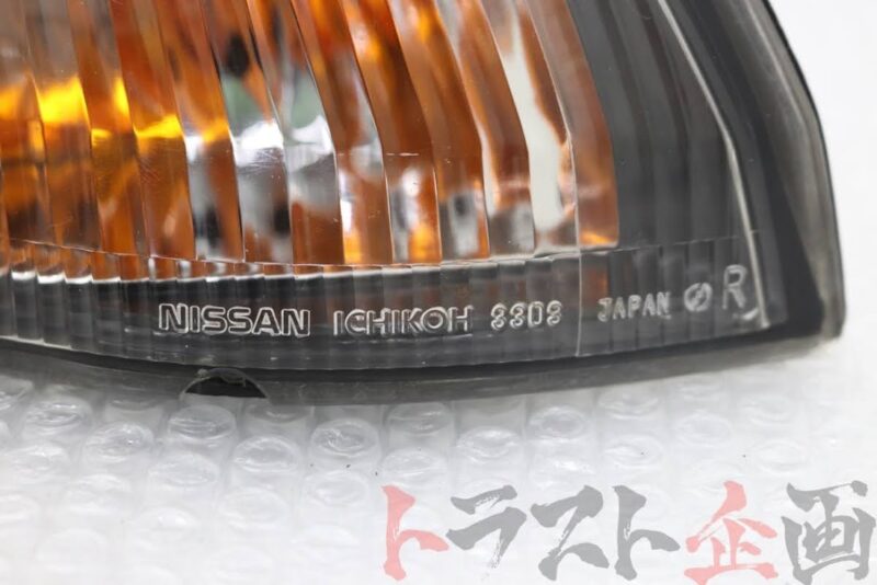 Genuine R32 GTST Drivers Side Indicator - Image 3