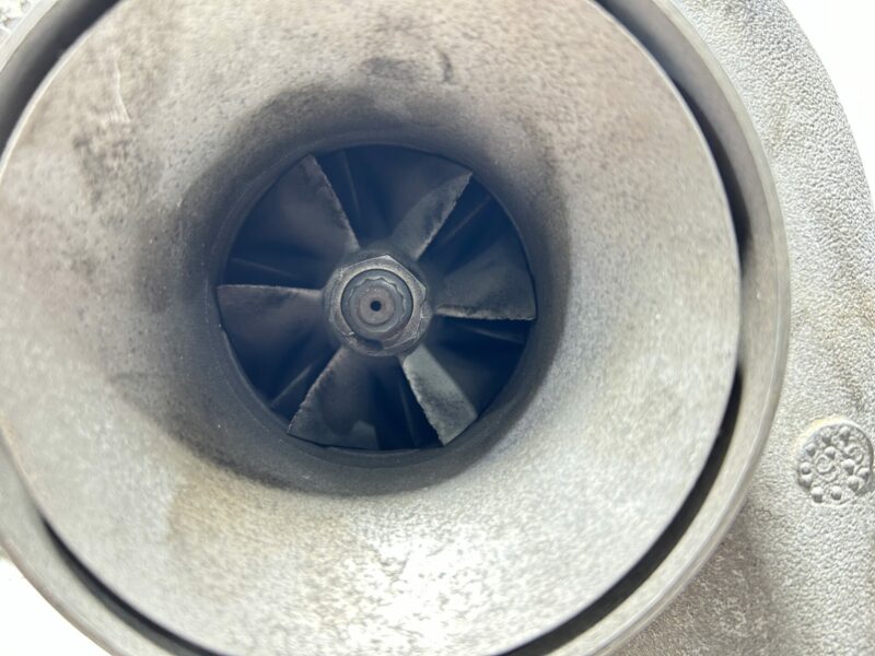 HKS GT3037S Twin High Mount Turbo Kit RB26 - Image 5