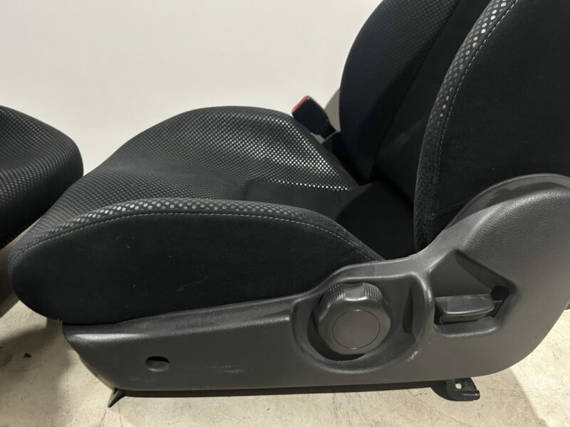 Genuine R34 GTR Vspec II Front Seats Black - Image 3