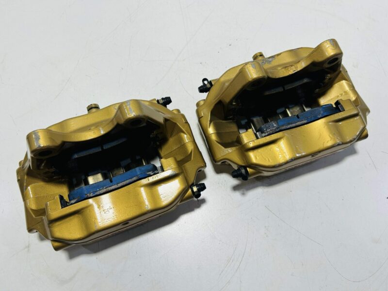 R34 GTR Brembo Front Brake Calipers - Image 3