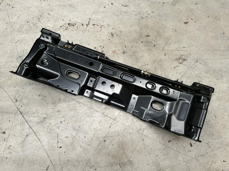 R34 GTR Boot Brace