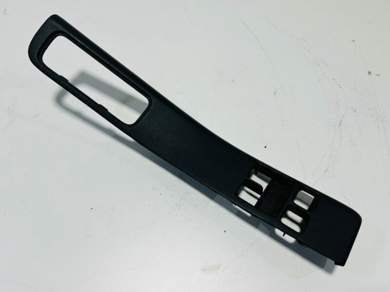 R33 Drivers Window Switch Surround Trim