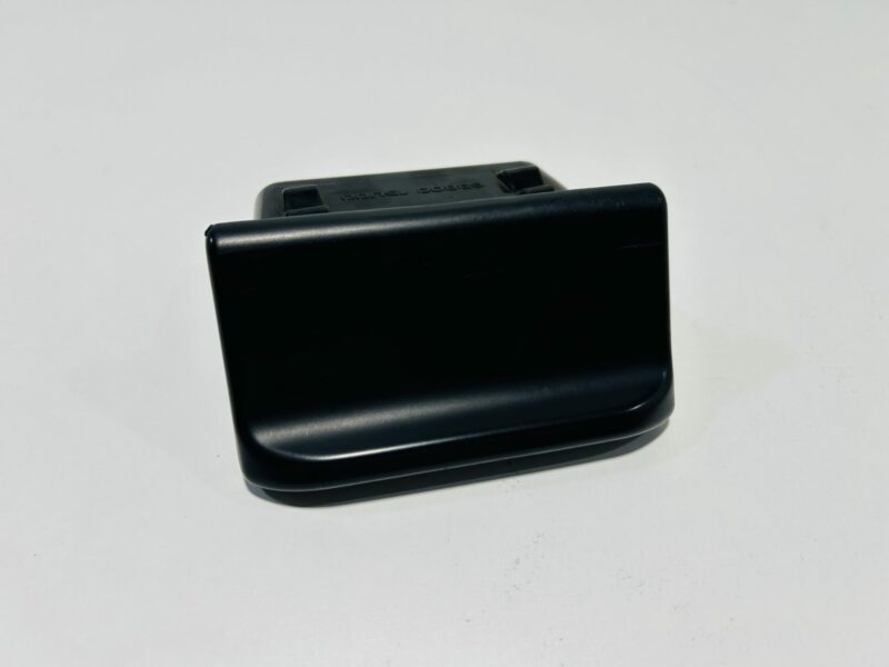R33 Ashtray Early Model