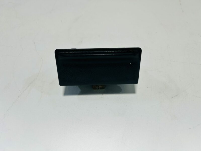 R32 Ashtray Late Model - Image 2