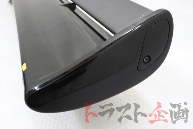 Genuine R34 GTR Spoiler Wing - Image 4