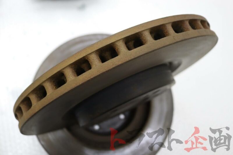 R33 GTR Brembo Front Brake Calipers and Rotors - Image 6