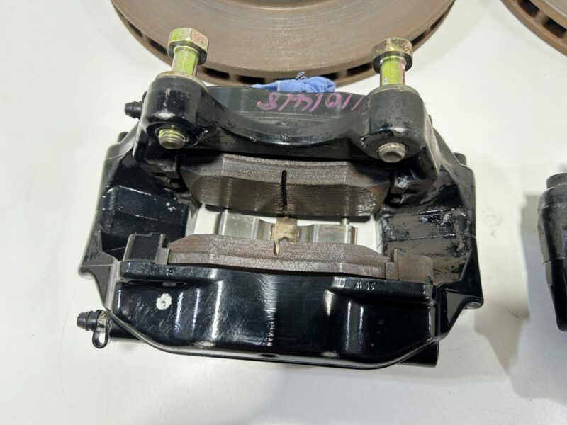 R33 GTR Brembo Front Brake Calipers and Rotors - Image 5