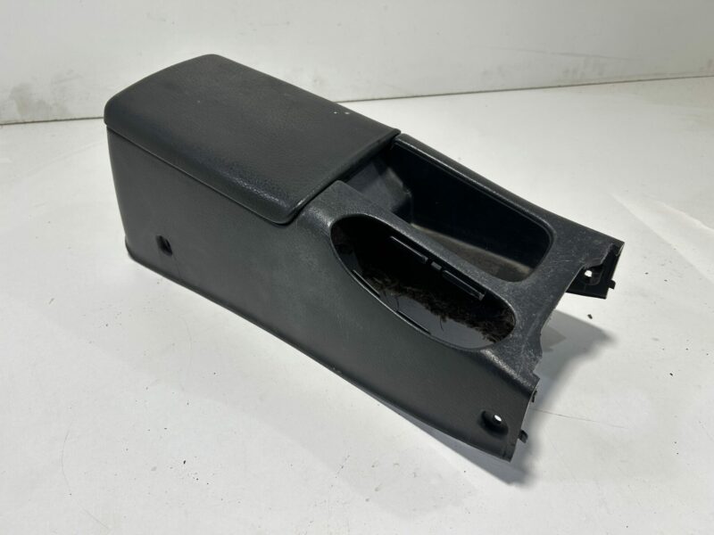 R32 Centre Console