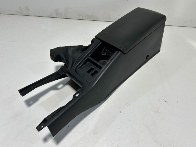 R33 Centre Console Trim with Cup Holder
