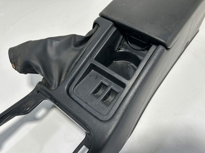 R33 Centre Console Trim with Cup Holder - Image 2