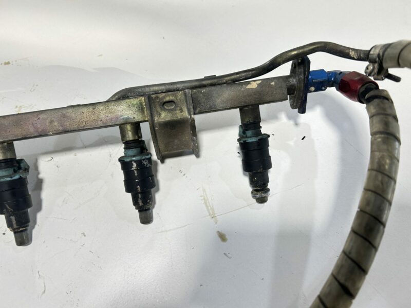 Sard 700cc Injectors with HKS Fuel Reg RB26 - Image 4
