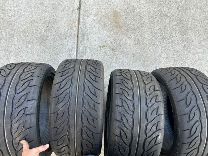 TRI-ACE Racing King Semi Slick Tyres 265/35/18 - Image 2