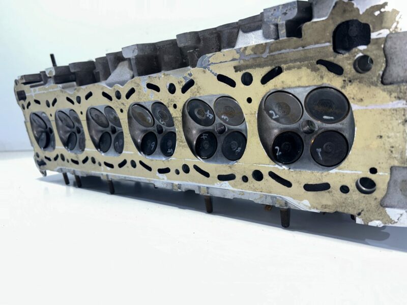 BEE R High Response Cylinder Head RB26 - Image 2