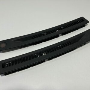 R34 Demister Vents