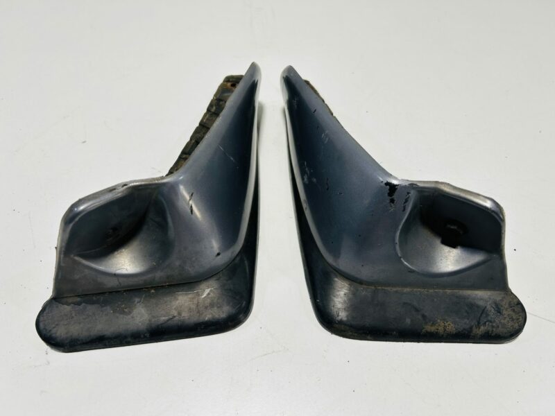 Nissan R32 Sedan Pods Set - Image 3
