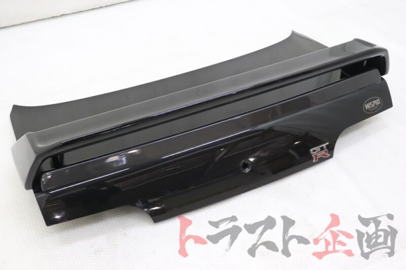 R32 GTR Boot Lid and Spoiler