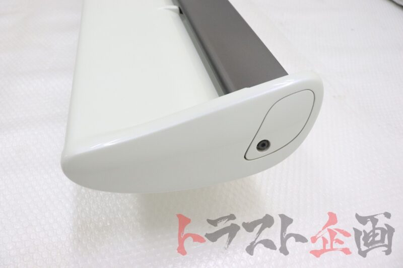 Genuine R34 GTR Spoiler Wing - Image 4