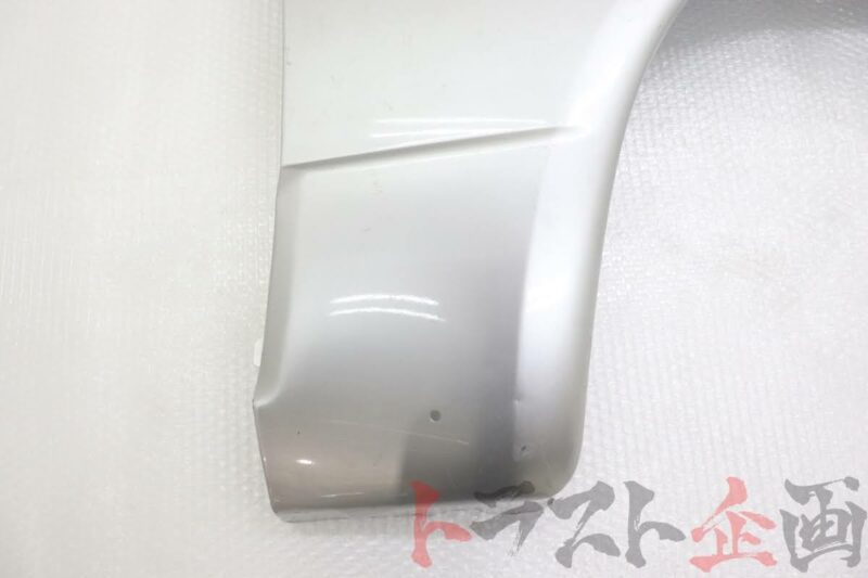 Genuine R32 GTR Drivers Side Guard RHS Fender - Image 3