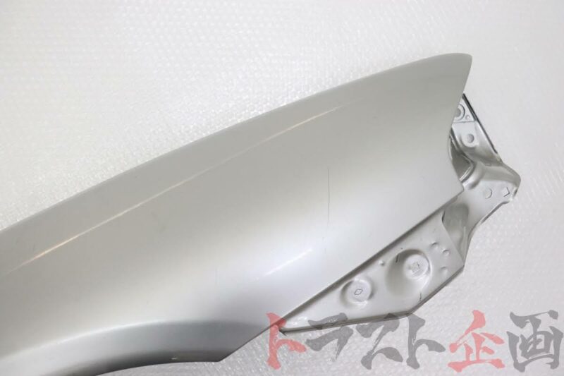 Genuine R32 GTR Drivers Side Guard RHS Fender - Image 5