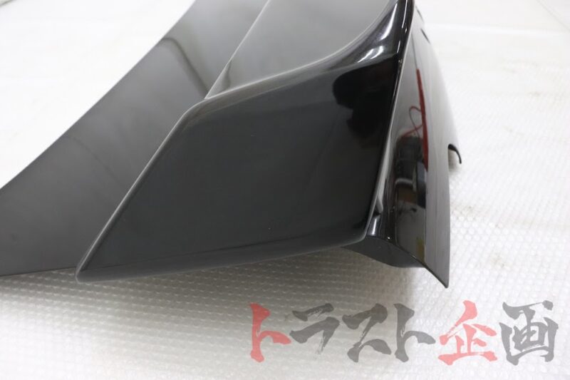 R32 GTR Boot Lid and Spoiler - Image 3
