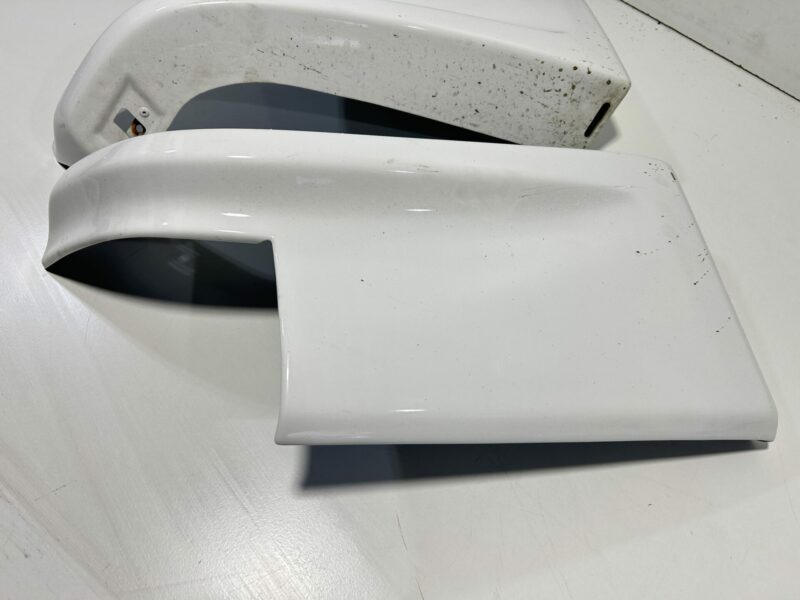 Genuine R33 GTR Rear Pods - Image 4
