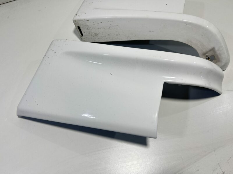 Genuine R33 GTR Rear Pods - Image 5
