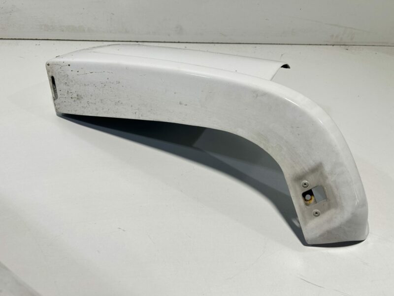 Genuine R33 GTR Rear Pods - Image 2