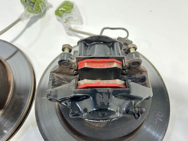 R33 GTR Brembo Rear Brake Calipers and Rotors - Image 4